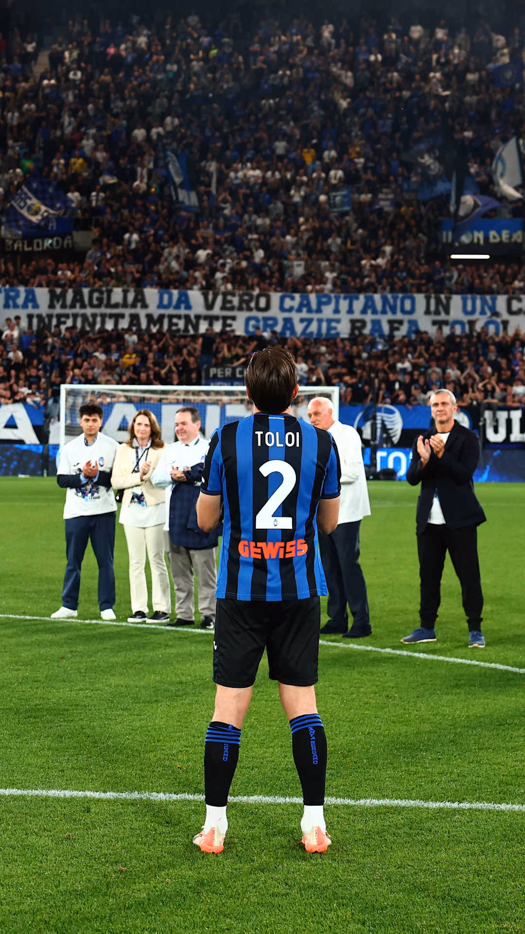 Grazie Capitano, la festa per Rafa Toloi
