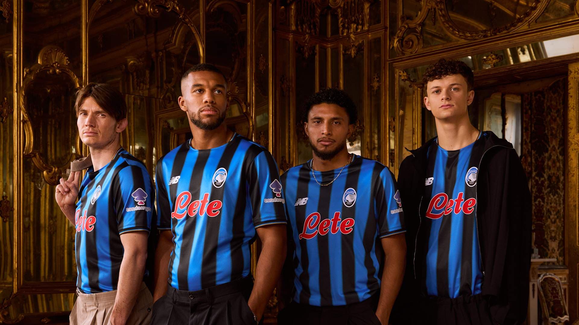 Maglia home 2025/26 foto di gruppo